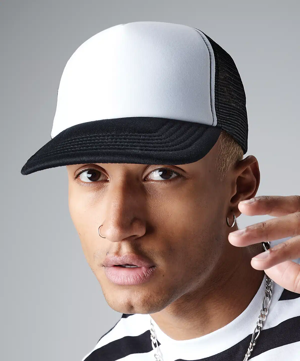 Vintage snapback trucker