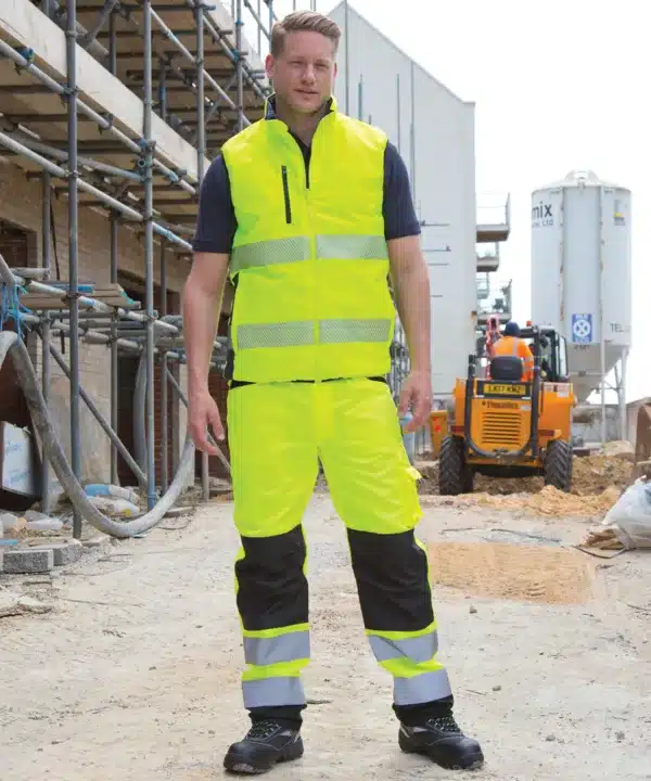 Reversible soft padded gilets