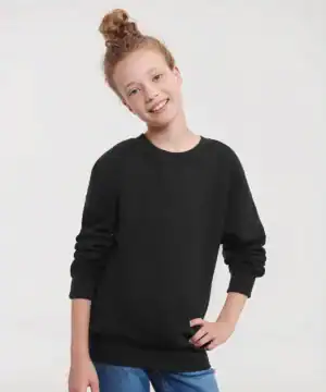 Soft black kids sweatshirt with raglan sleeves, ideal for everyday casual or sporty outfits.