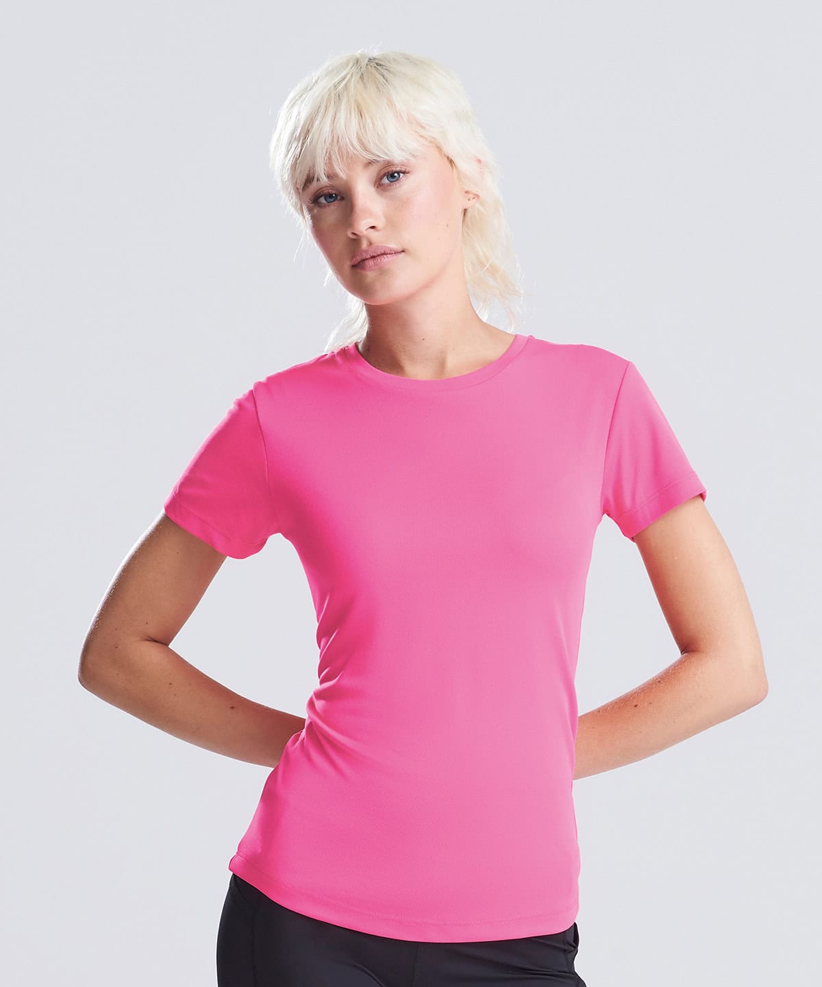 Ladies cool T-shirt with comfortable fit and vibrant pink colour. Perfect for casual wear and summer.