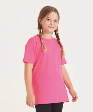 Kids cool T-shirt in bright pink, perfect for casual wear and comfortable for children. Featuring si.