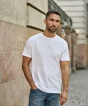 Plain white Sof tee with embroidery detail.