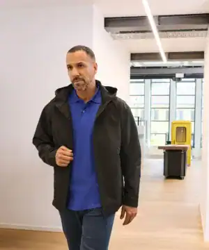 Essential weather shell jacket - J416M